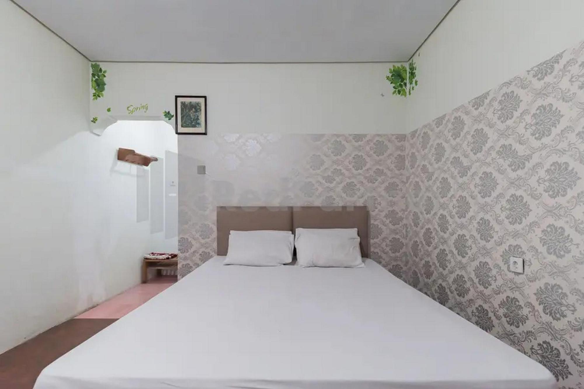 Hotel Linggarjati Near Natural Park Twa Linggarjati Екстер'єр фото