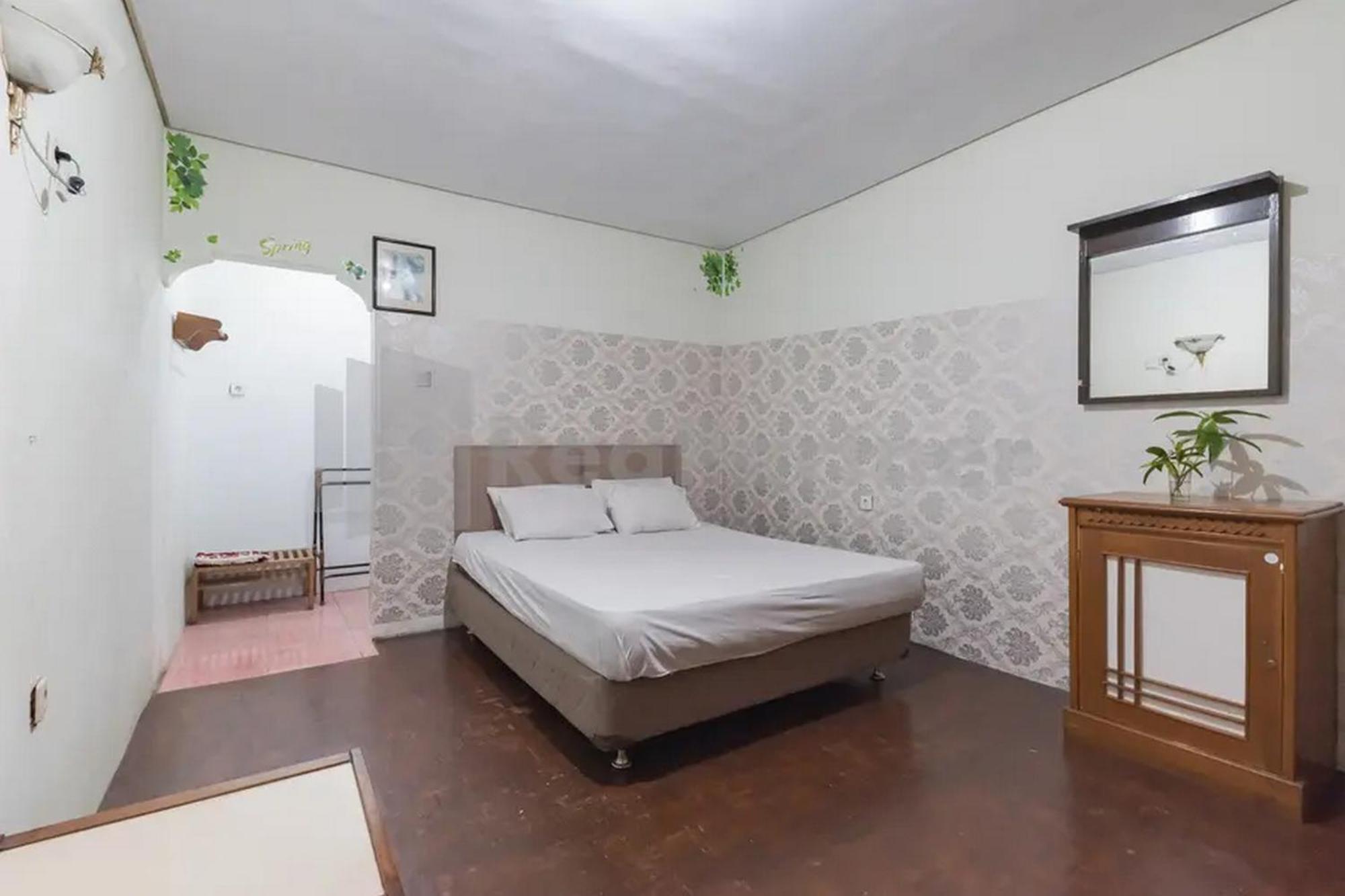 Hotel Linggarjati Near Natural Park Twa Linggarjati Екстер'єр фото